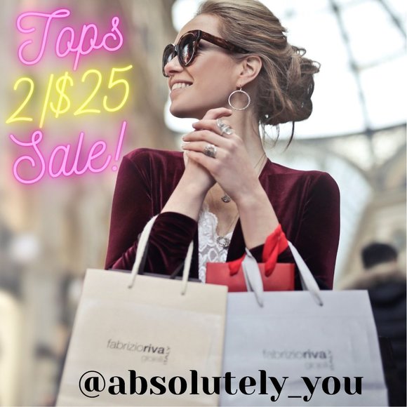 2/$25! GUC Max Studio Women's Large Super Stretchy Dark Blue Open Shoulder Top - Picture 7 of 7